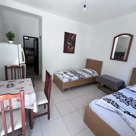 Guest house Dhoma Pushimi ' Ergi ' *