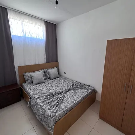 Dhoma Pushimi ' Ergi ' Guest house Velipoje